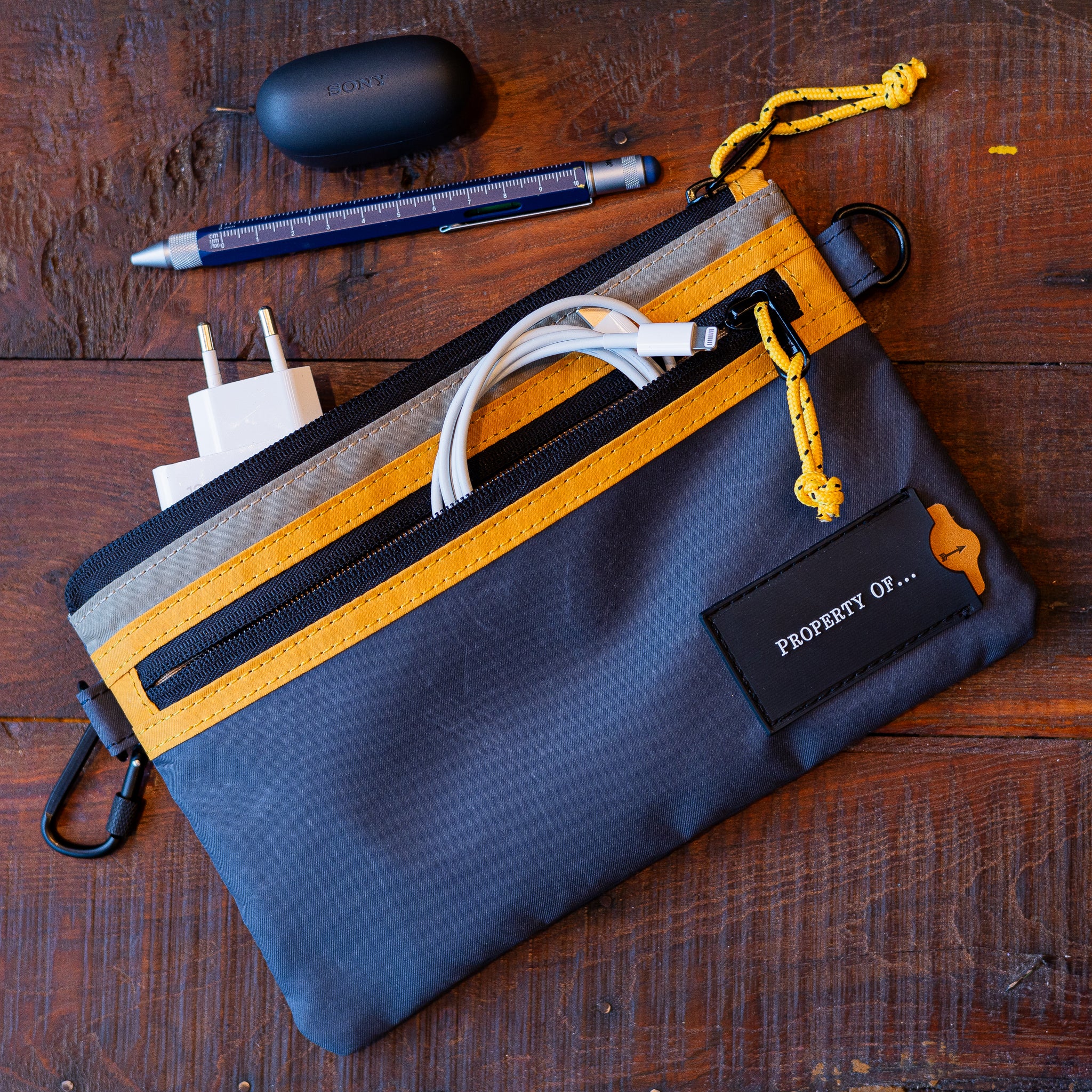 Teo Travel Pouch